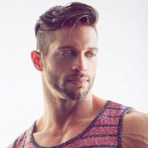 Meet your Posher, Colin